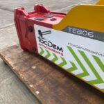 TEB06 11.0-18.0 Tonne Pecker Breaker Hammer
